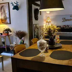 Séjour chez l'habitant Spacieuse Chez L'habitant Dans Le Cœur Historique De La Ville, Liège
